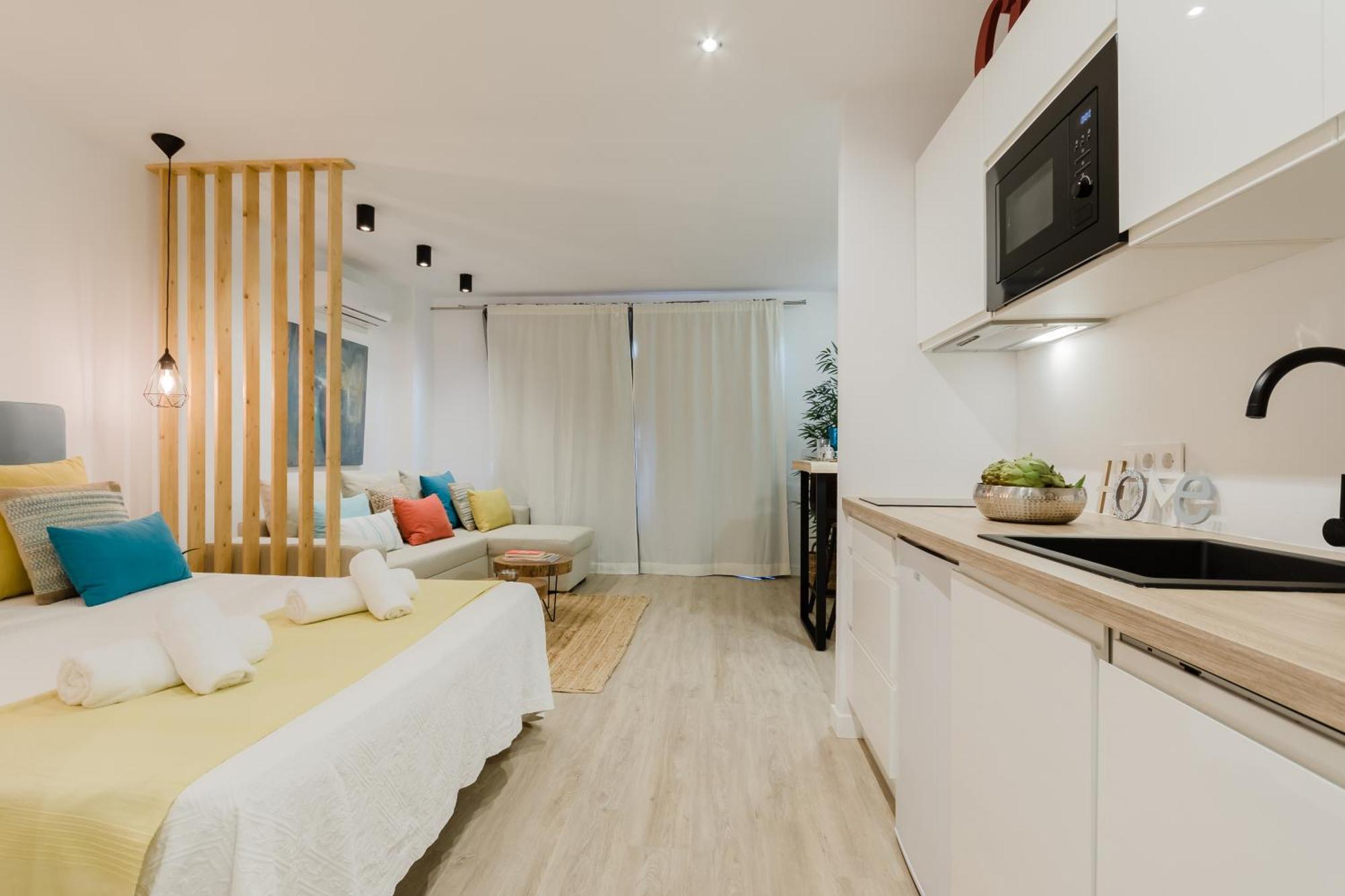 Apartment Holidays *